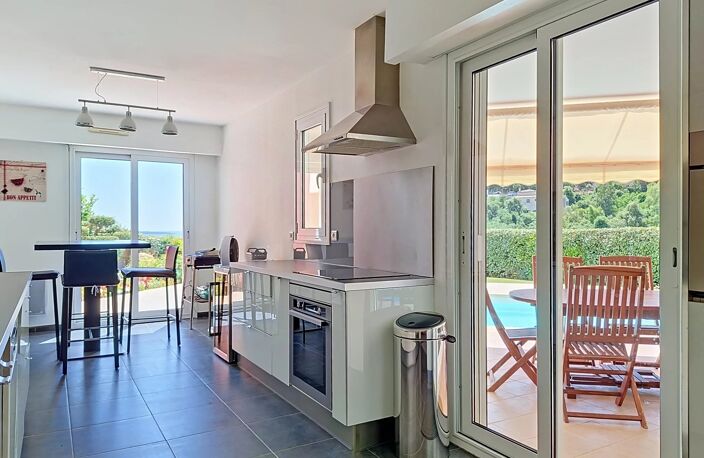 VENTE APT-VILLA AVEC VUE PANORAMIQUE, JARDIN PRIVATIF ET PISCINE — photo 3