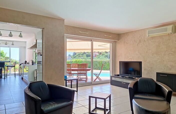 VENTE APT-VILLA AVEC VUE PANORAMIQUE, JARDIN PRIVATIF ET PISCINE — photo 5