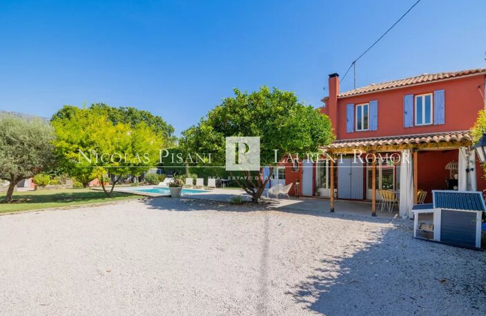 EXCLUSIVITÉ - VILLA RENOVEE AVEC STUDIO INDÉPENDANT ET PISCINE - — photo 4