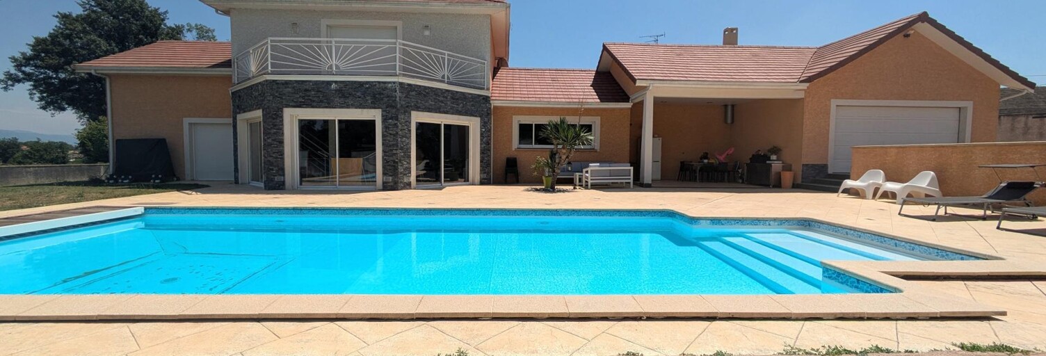 Maison 6 Pièces 220 m² à vendre à Vézeronce-Curtin (38510)