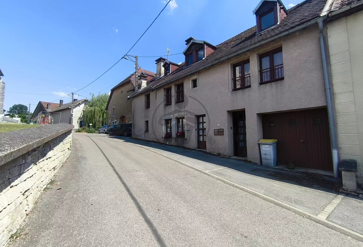 Ensemble immobilier — photo 1
