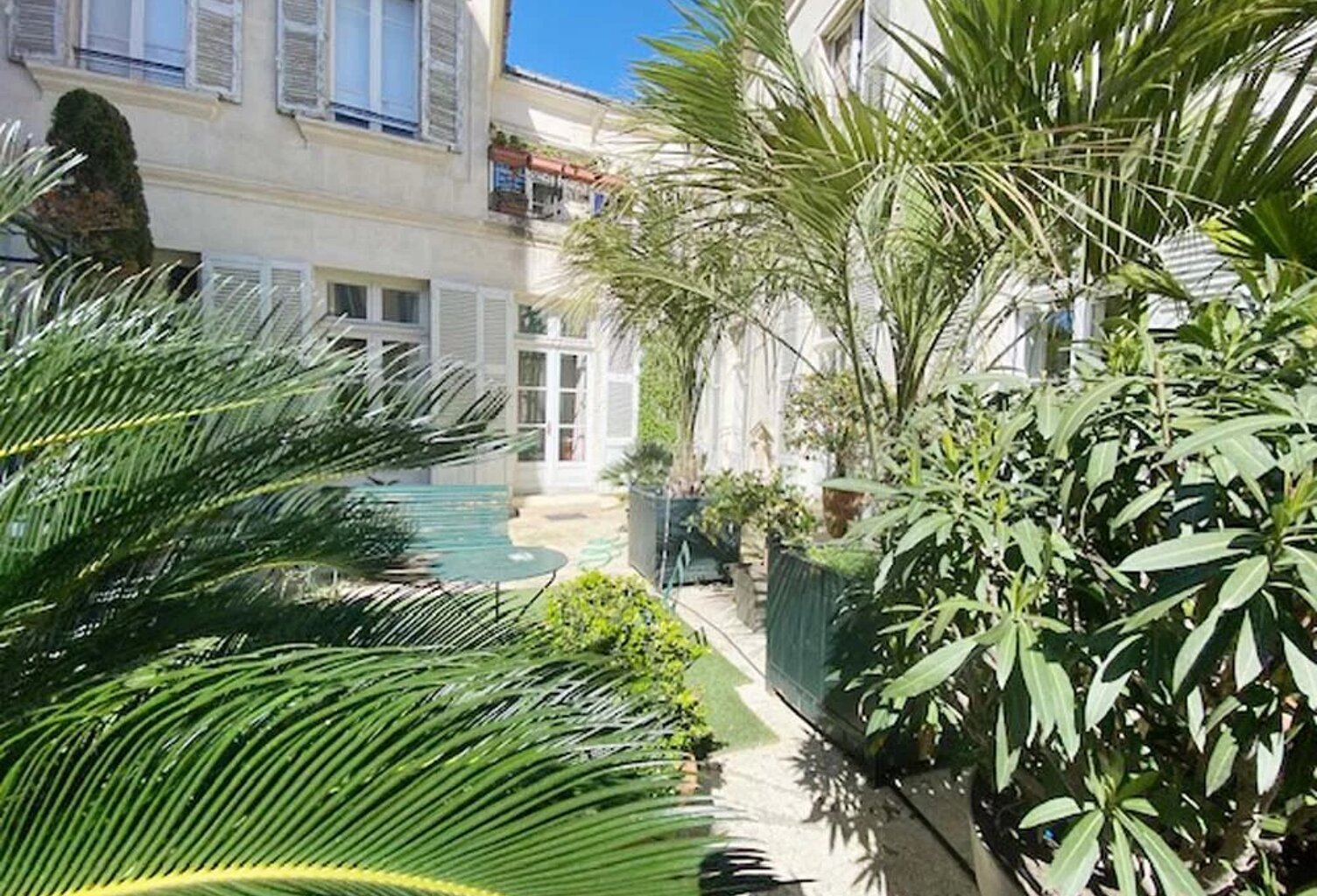Avignon Intra-Muros: Appartement 160 m² avec Vaste Terrasse — photo 1