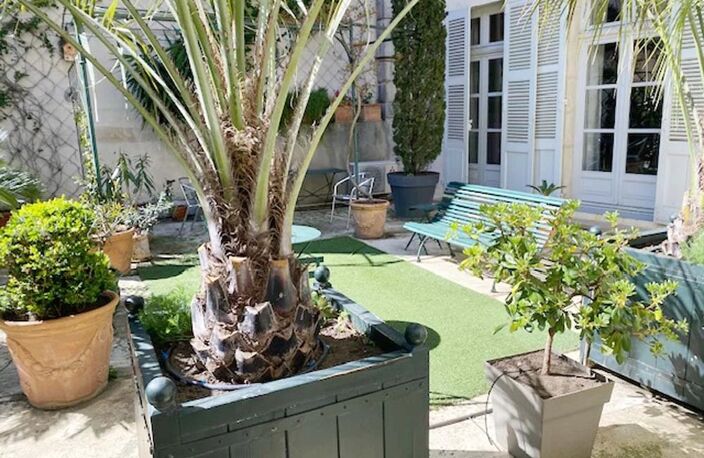 Avignon Intra-Muros: Appartement 160 m² avec Vaste Terrasse — photo 4