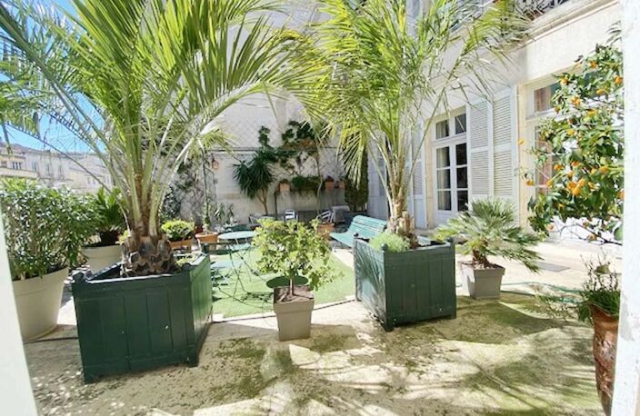 Avignon Intra-Muros: Appartement 160 m² avec Vaste Terrasse — photo 5