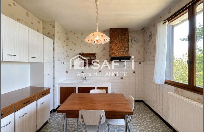 Pavillon sur sous-sol à rénover entièrement dans quartier très calme. — photo 4