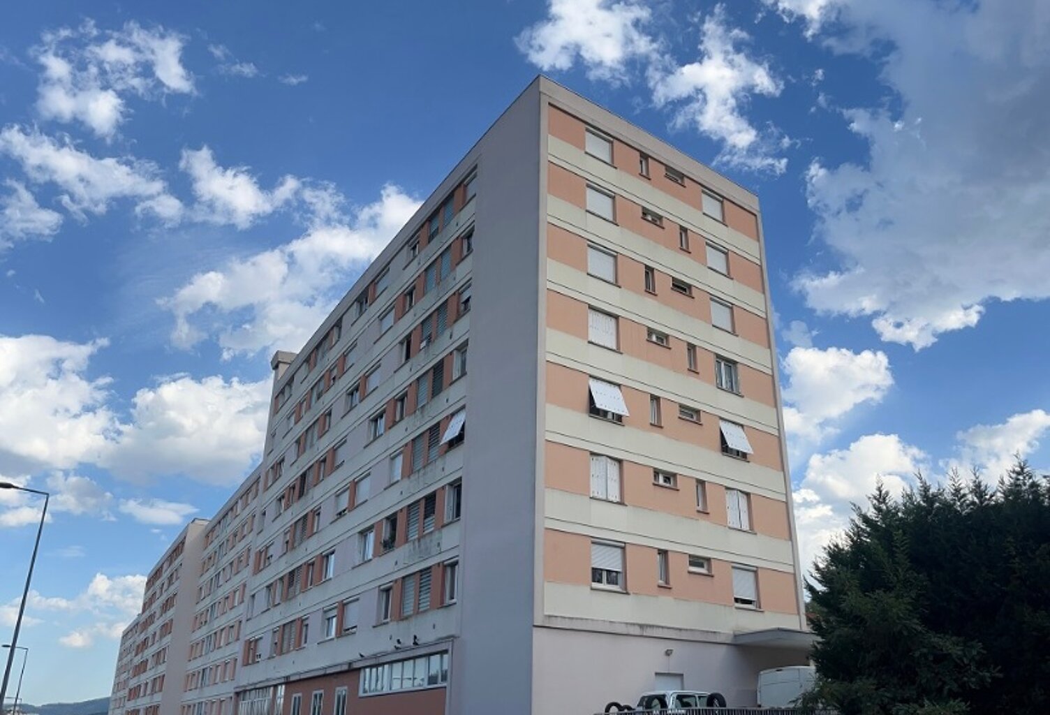 Vente appartement 5 pièces 98 m² Saint-Étienne (42000) — photo 1