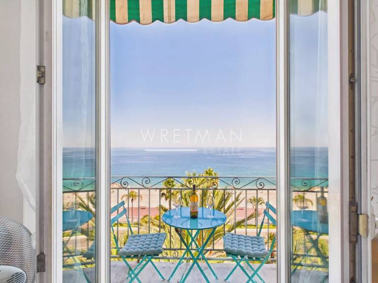Appartement au dernier étage avec balcon et vue sur la mer – Nic — photo 1