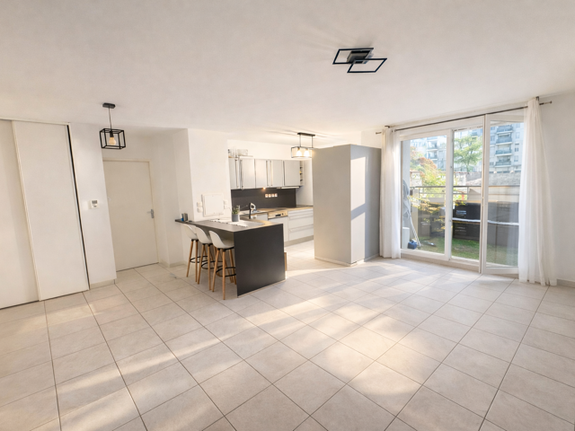 Appartement T3 bis de 70 m2   Résidence récente   Centre de Vénissieux — photo du bien