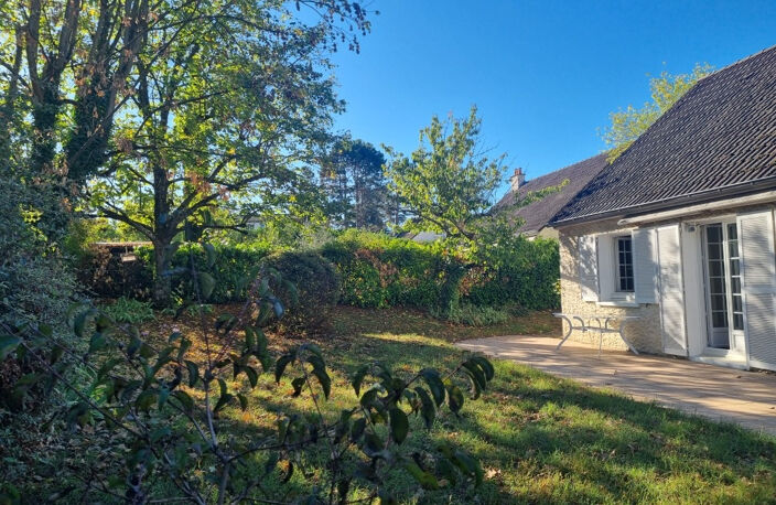 VENTE ST GENIS LAVAL 69230 - EXCLUSIVITE - AU CALME, CHARMANTE MAISON 5 CHAMBRES 126M2 TERRASSE ET JARDIN ARBO — photo 3