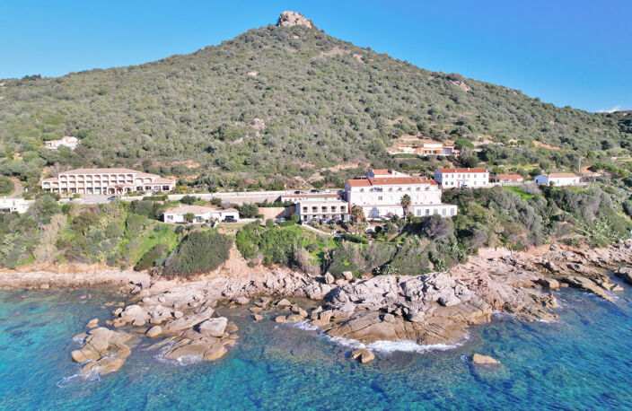 30 minutes d'AJACCIO - Immeuble de 6 appartements pieds dans — photo 3