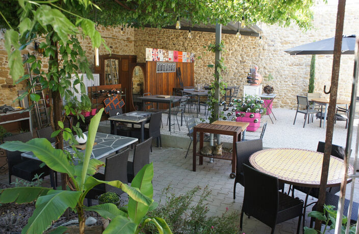 Vente murs et fond de commerce HOTEL-RESTAURANT — photo 2