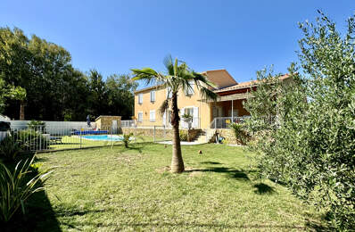 Villa avec piscine 200 m2 sur 3000 m2 de terrain. — photo du bien
