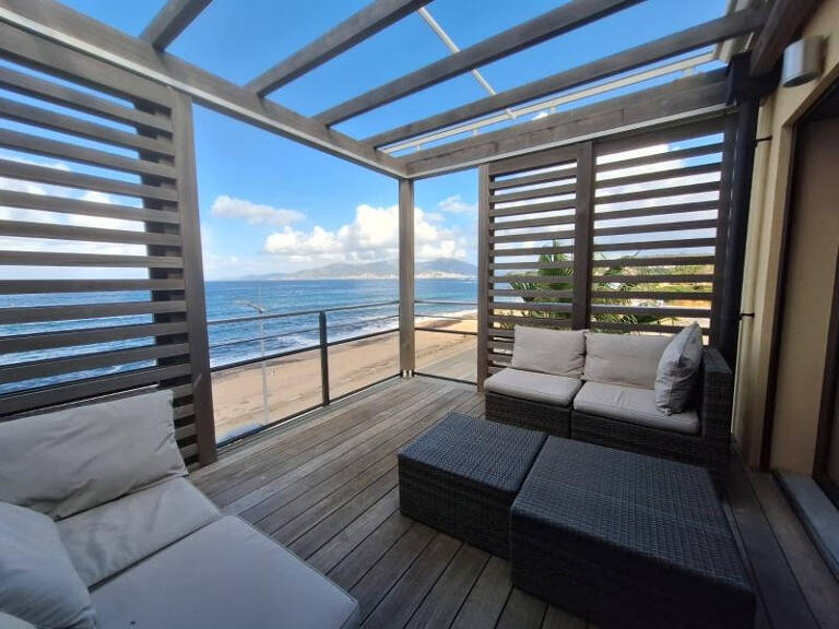 Appartement T3 de 117 m2 vue mer pieds dans l'eau - Plage d' — photo 1