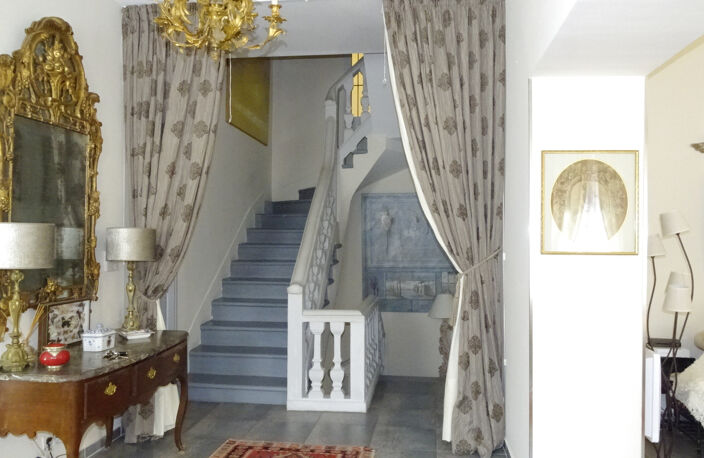 MAISON DE MAITRE DE 400 M2 - SAINTE-LUCIE DE TALLANO — photo 4