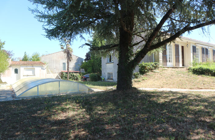 BELLE MAISON DE CONSTRUCTION TRADITIONNELLE DE 100 M2 SUR UN — photo 2