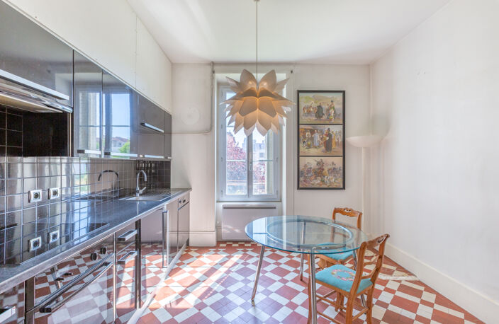 Appartement de charme - 114 m2 - Villeurbanne centre — photo 3