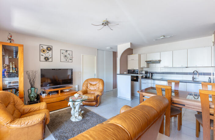 Appartement T3 avec garage dans résidence récente sécurisée — photo 3