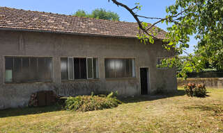 Garage  154 m² à vendre à Pontacq (64530)