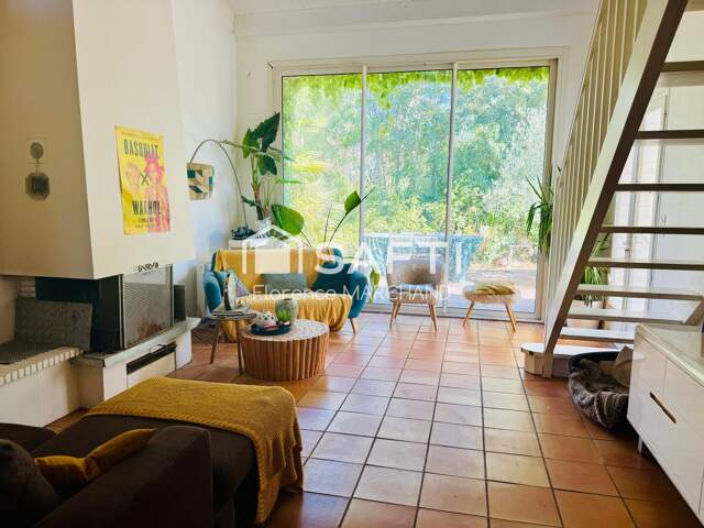 QUARTIER DU STADE MAISON FAMILIALE 4 CHAMBRES JARDIN GARAGE — photo du bien