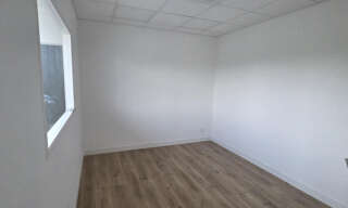 Bureau  120 m² à louer à Les Ponts-de-Cé (49130)