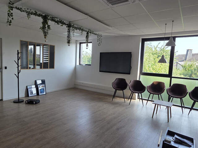 BUREAUX A LOUER LES PONTS DE CE - ANGERS SUD — photo du bien