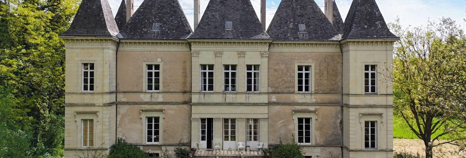 Maison 12 Pièces 333 m² à vendre à Neuillé (49680)