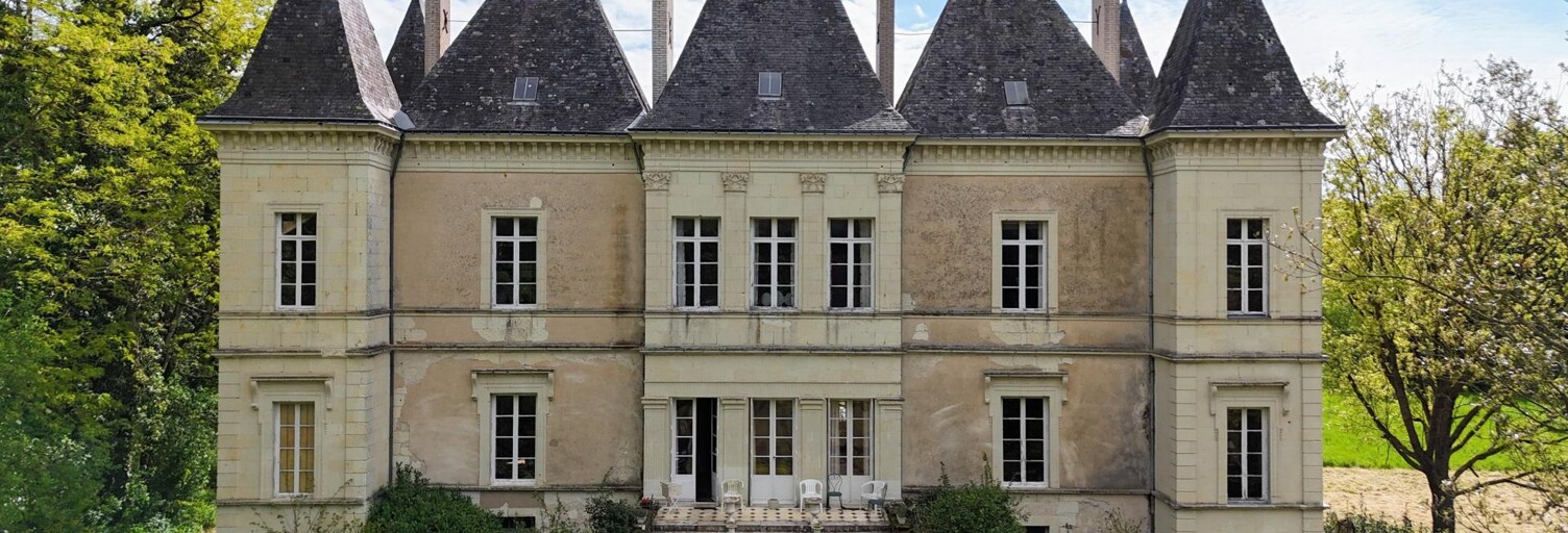 Maison 12 Pièces 333 m² à vendre à Neuillé (49680)