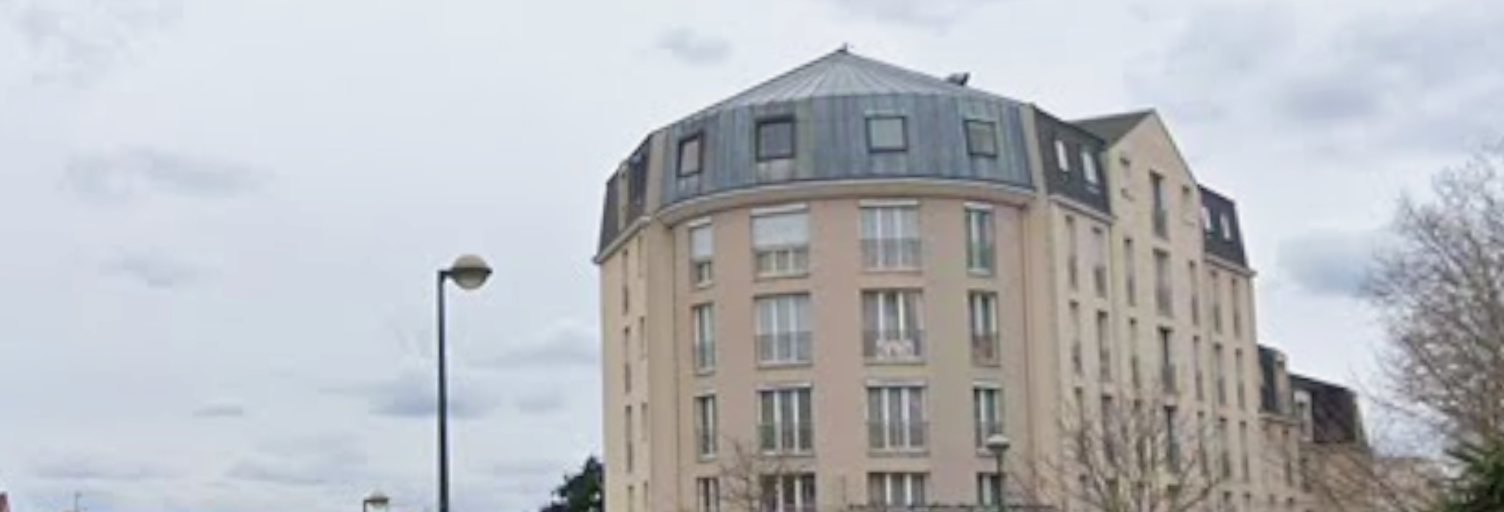 Garage   m² à louer à Clamart (92140)