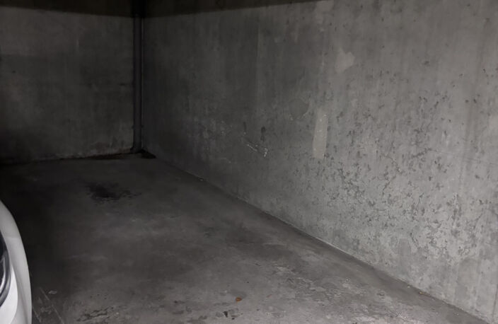 CENTRE VILLE PARKING SOUS SOL — photo 2