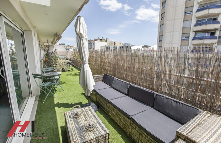 MAGNIFIQUE PENTHOUSE T4 AVEC GRANDE TERRASSE RUE EDOUARD HERRIOT 13008 — photo 2