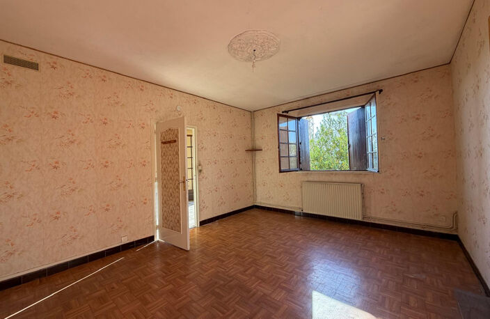 LA GRAND CROIX - Maison de Ville avec travaux 88m2 et jardin — photo 2