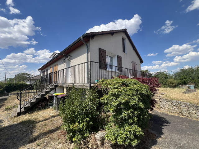 Maison sur sous sol complet — photo du bien