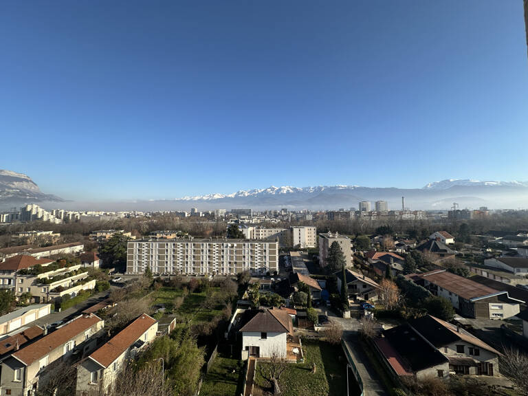 T4 au dernier étage avec vue panoramique - Seyssinet-Pariset - avenue de la République  - 68,52 m2 — photo 1