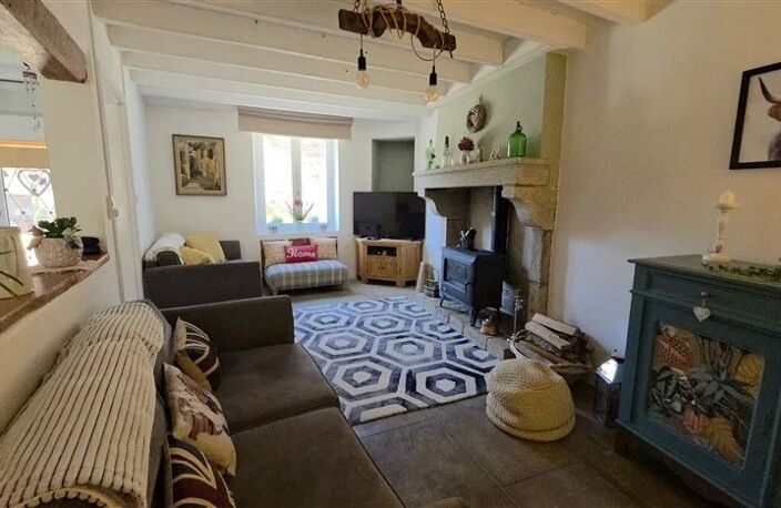 À vendre : maison de campagne de T4, jardins,  granges à Droux (87) — photo 5