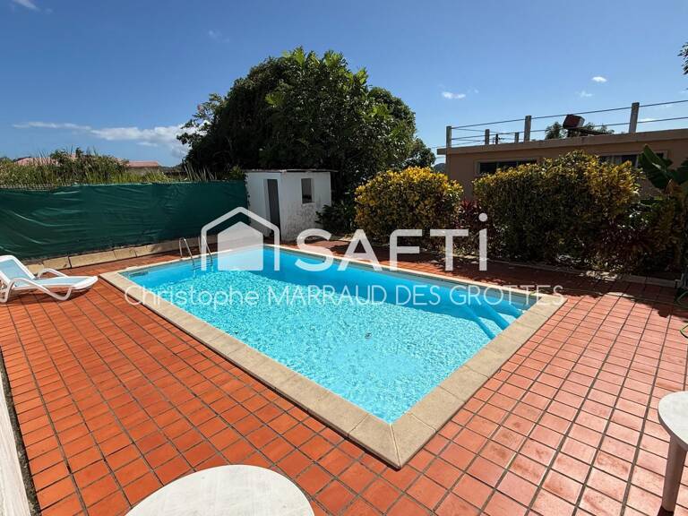 Maison sur deux niveaux avec piscine et T2 au RDC — photo 1