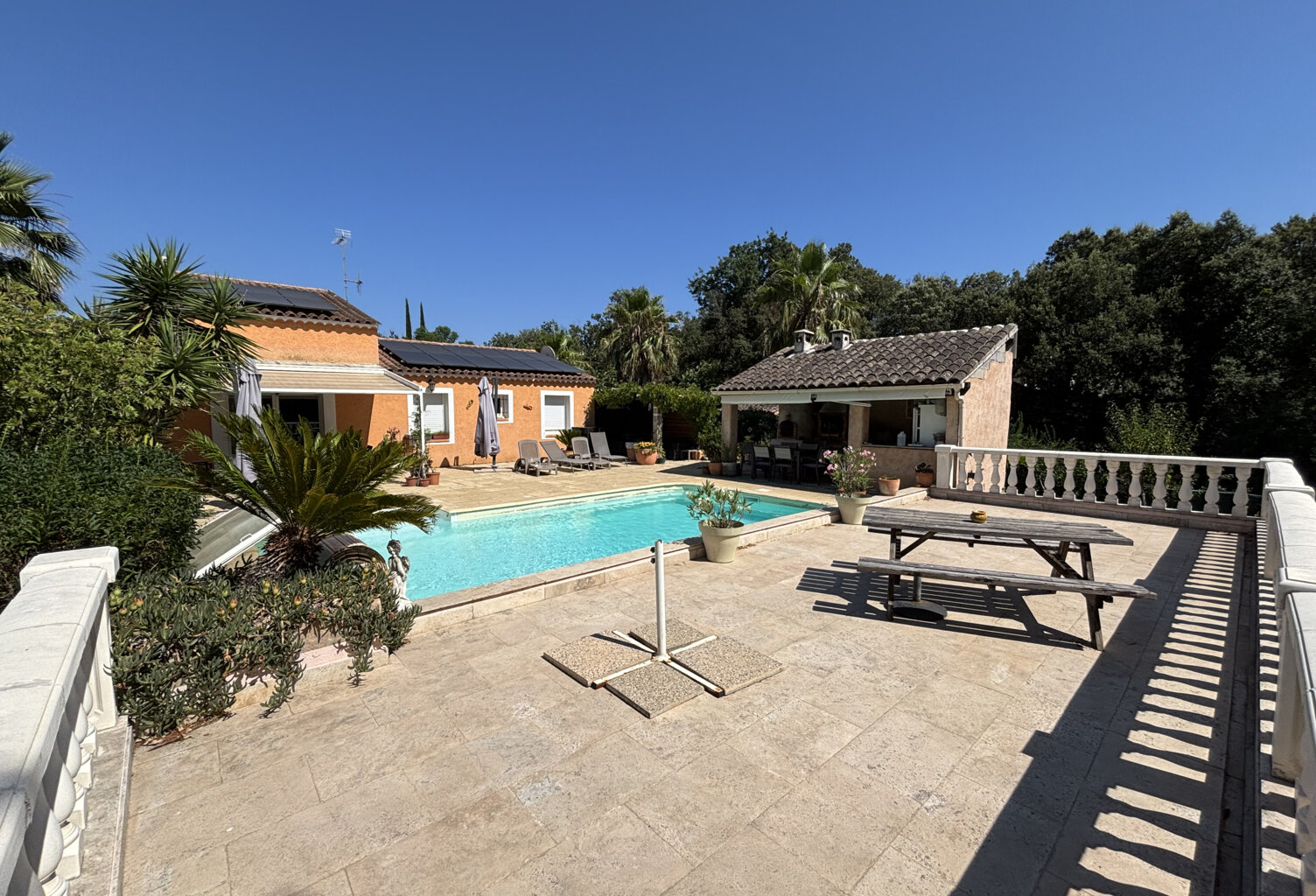 Maison individuelle 4 pièces avec piscine et garage + appart — photo 1