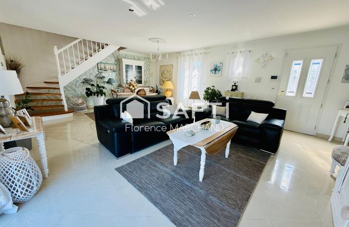 VILLA D'EXCEPTION À CHÂTELAILLON-PLAGE: L'ÉLÉGANCE, LE CONFORT ET BELLES PRESTATIONS — photo 3