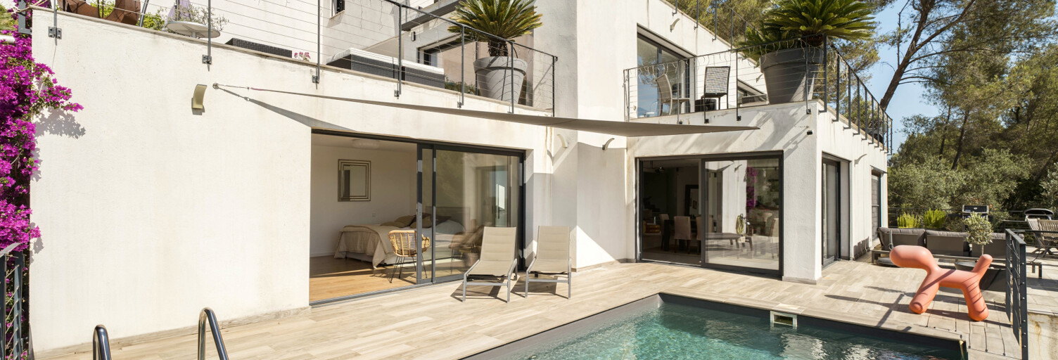 Maison 10 Pièces 372 m² à vendre à Solliès-Toucas (83210)