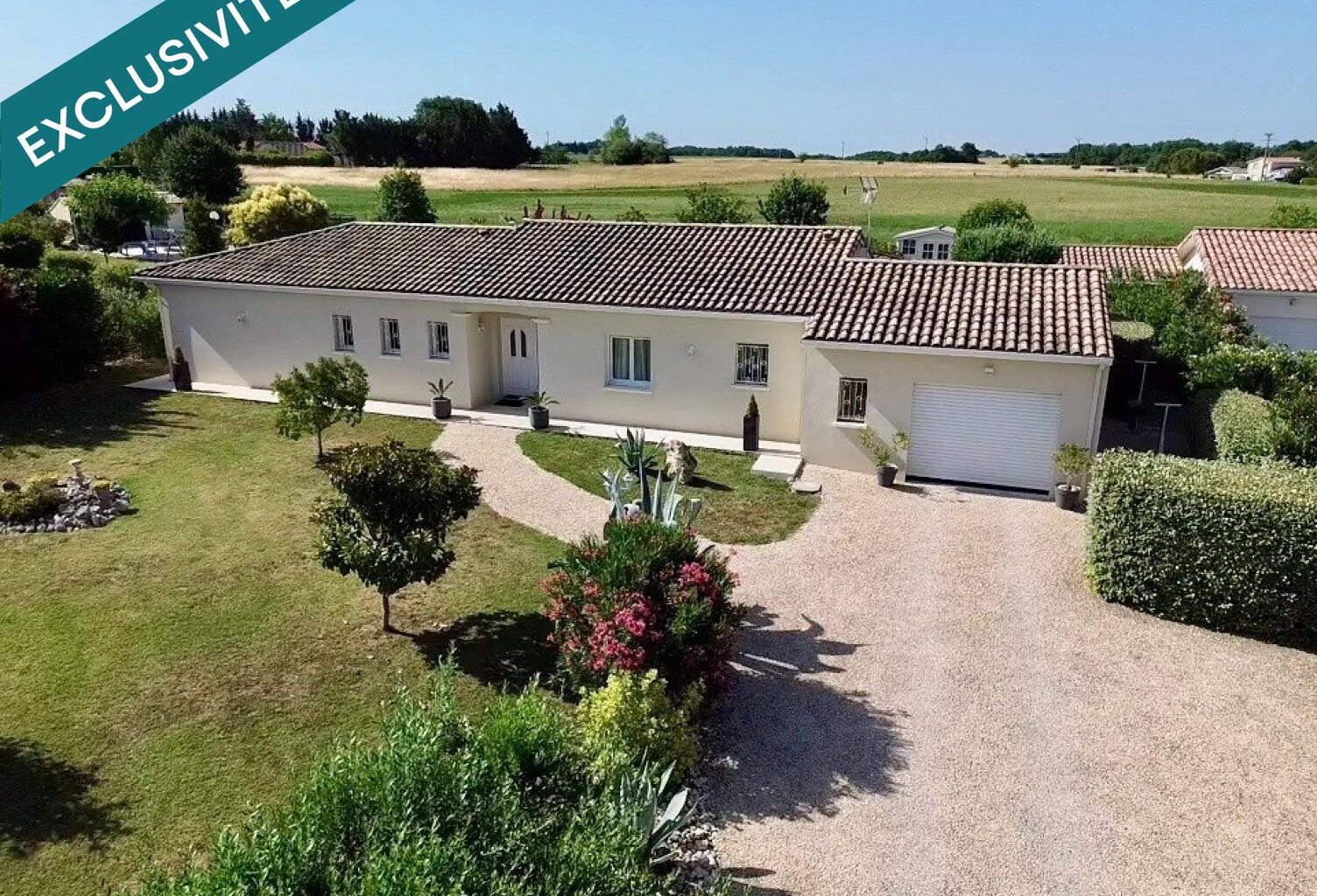 Plain-pied 133 m², DPE A, terrain 1919 m² — photo 1
