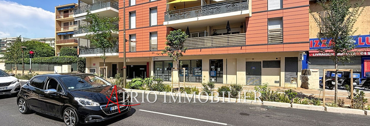 Garage  28 m² à louer à Saint-Laurent-du-Var (06700)