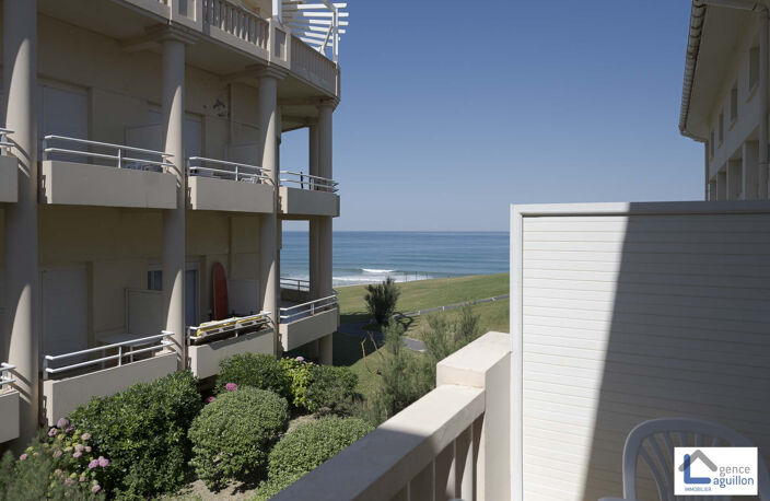GRAND T2 BIS DANS RESIDENCE DE TOURISME A BIARRITZ — photo 5