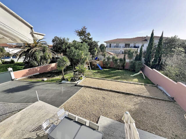 ANGLET   LIMITE BIARRITZ | MAISON FAMILIALE DE 134 m2 AVEC F — photo du bien