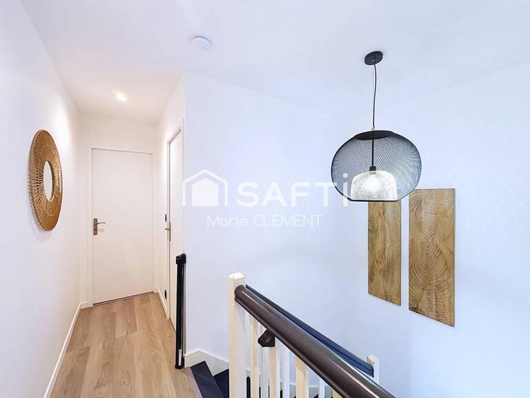 Magnifique maison individuelle de 135 m2, 4 chambres, double garage, terrain de 696 m2 sans vis à vis. — photo 1
