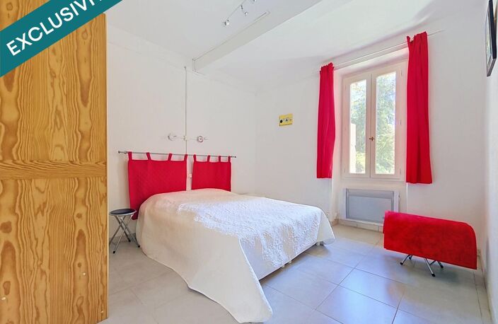 Un immeuble de caractère au fort potentiel, idéal pour investisseurs ou marchands de biens au cœur du Bousquet-d'Orb. — photo 2
