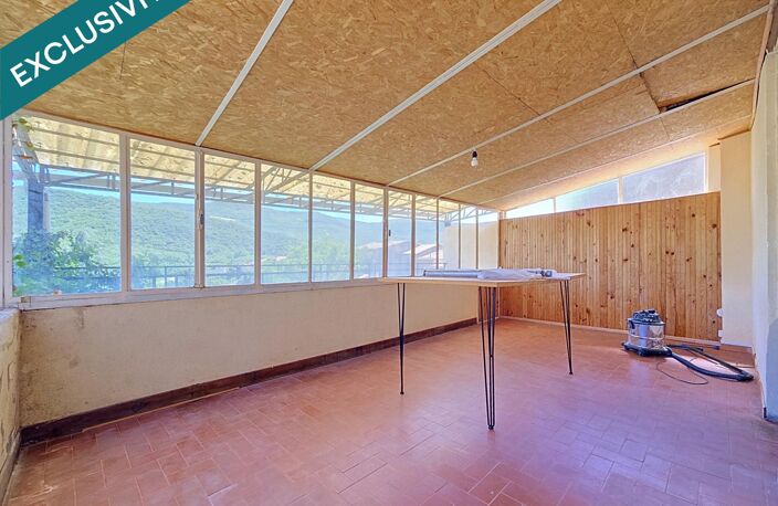 Un immeuble de caractère au fort potentiel, idéal pour investisseurs ou marchands de biens au cœur du Bousquet-d'Orb. — photo 3