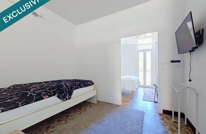 Un immeuble de caractère au fort potentiel, idéal pour investisseurs ou marchands de biens au cœur du Bousquet-d'Orb. — photo 5