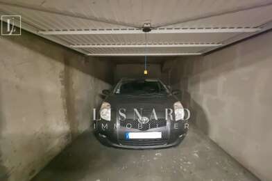Garage  28500 €