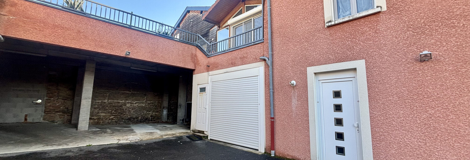 Maison 7 Pièces 205 m² à vendre à Vindry-sur-Turdine (69490)
