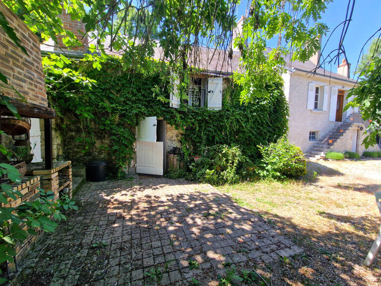 SUEVRES — photo 1