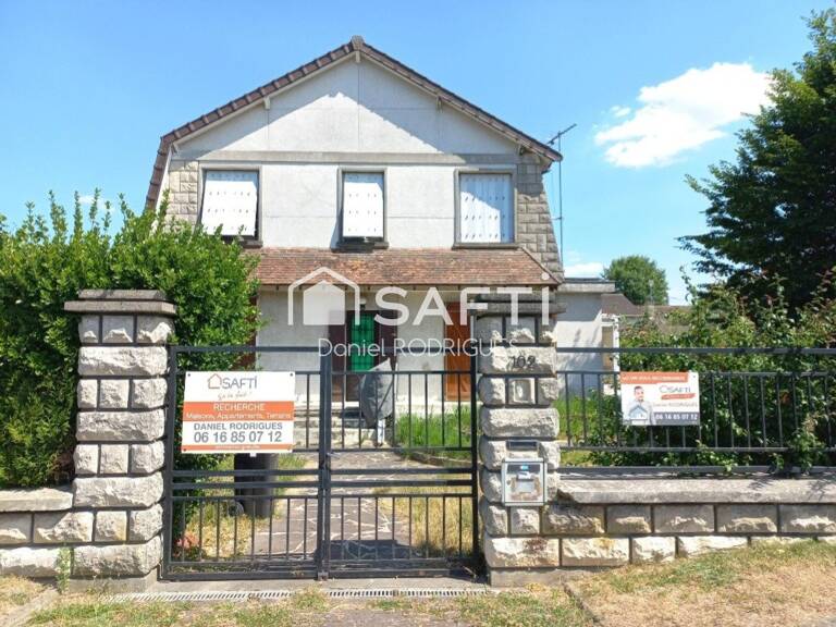 Maison à rénover dans le quartier de L'ARCHEVECHE — photo 1
